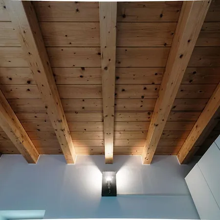 Calicantus Kairos Apartment