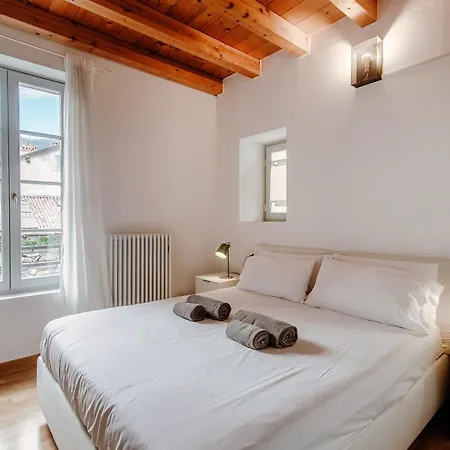 Apartment Calicantus Kairos *