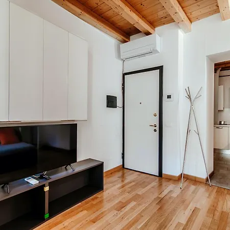 Calicantus Kairos Apartmán Como